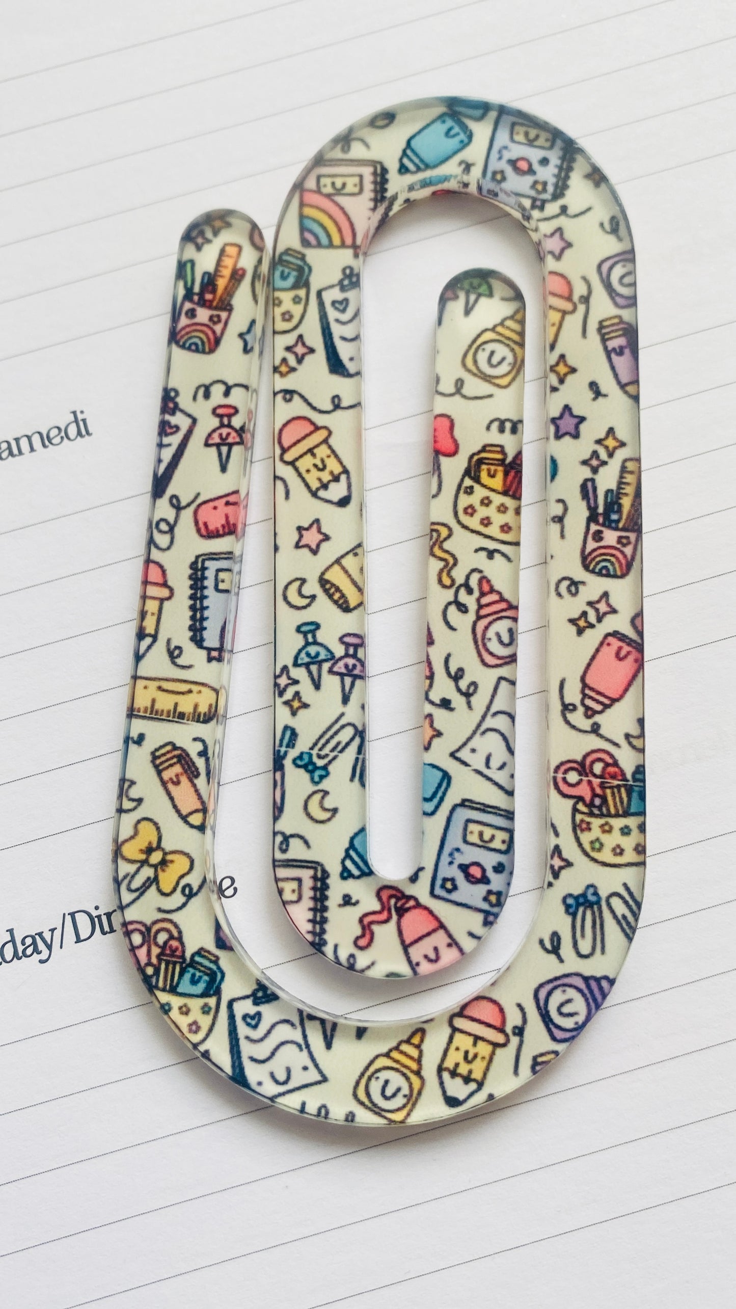 Cute Artist Cafty Acrylic page holder paper clip inspired pink colour bookmark, flowers, romance lovers, Bookish Gift Ideas, pink tassel, I love books,
