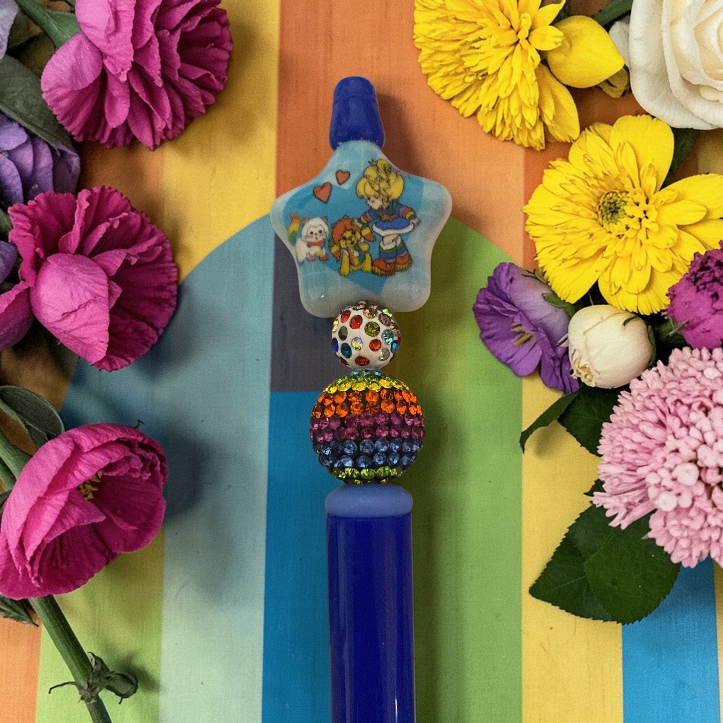 Rainbow Girl & friends beaded pen, tv show merchandise, Birthday gift for sister, cartoon character gift ideas, tv show fan art, Brite Girl